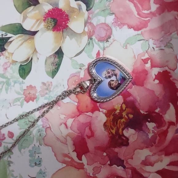 Disney Frozen light up watch with necklace and bracelet. - Picture 6 of 9